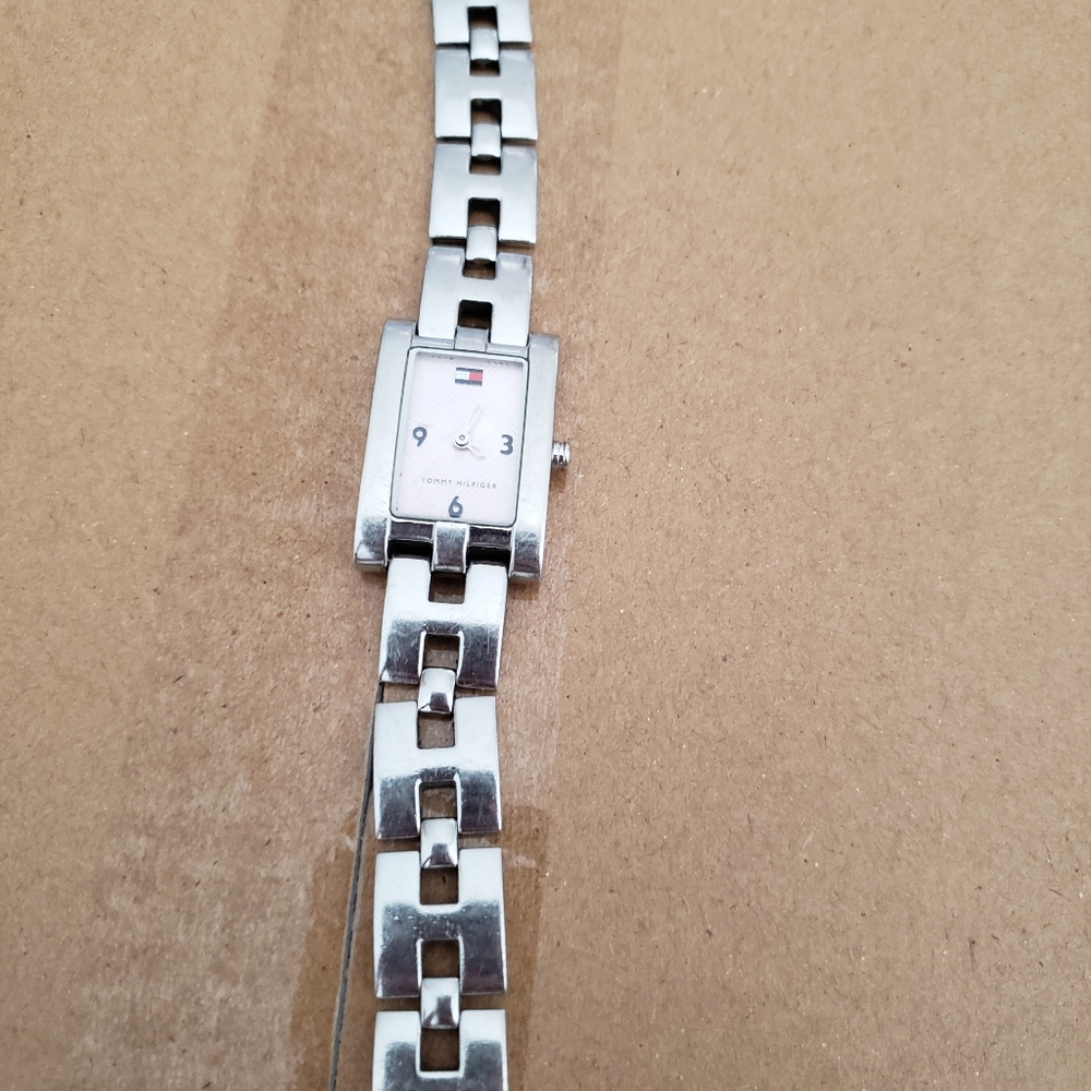 Watch - Picture 2 of 3